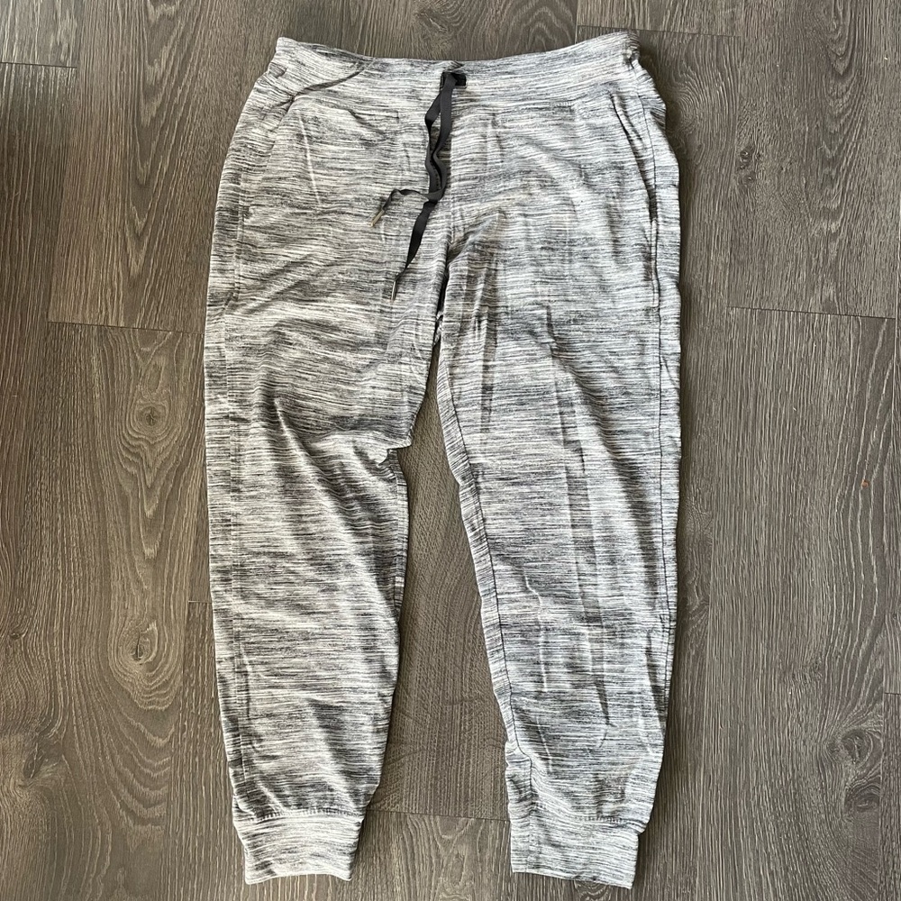Ready to rulu jogger